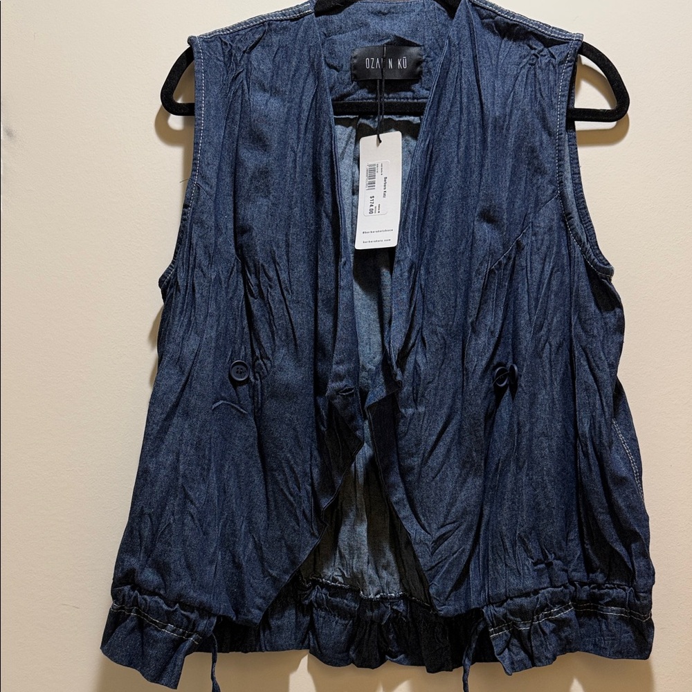 NWT Dark Blue Denim Vest with Button Accents size M - Picture 6 of 6